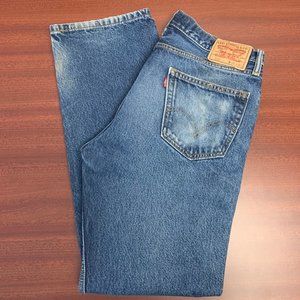 Vintage Men's 505 Destroyed Levi's Mom Jeans